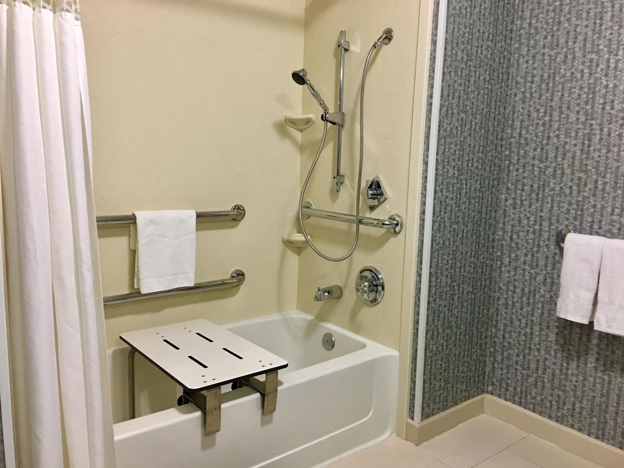 Hampton Inn And Suites Tulsa Central Zewnętrze zdjęcie