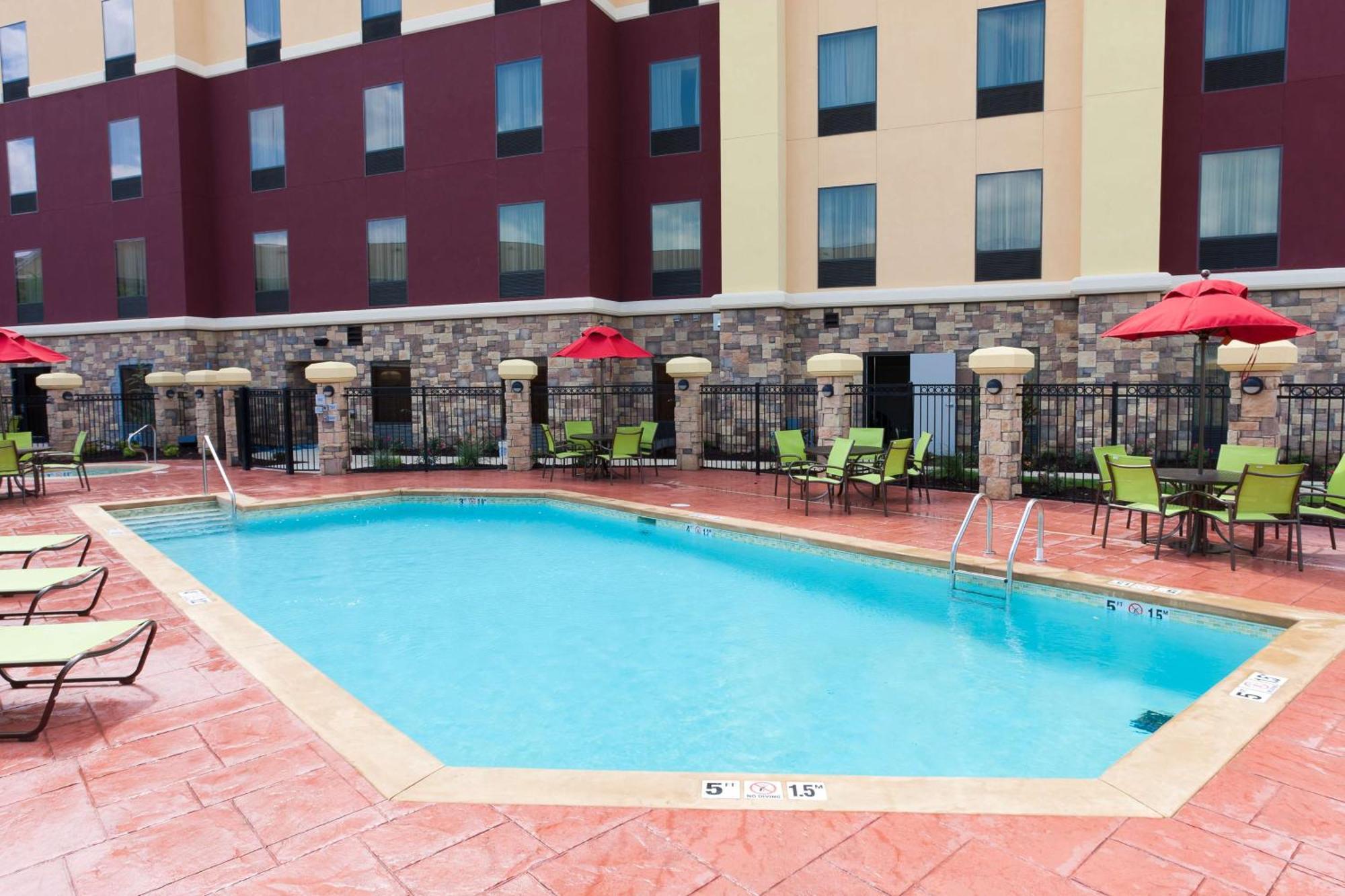 Hampton Inn And Suites Tulsa Central Zewnętrze zdjęcie
